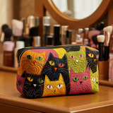 Anna - Quilted toiletry bag Cat motif in Garden