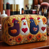 Saskia - Quilted wash bag Chicken feathers