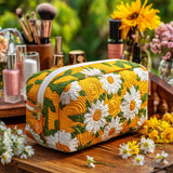 Ymkje - Padded toiletry bag Refined Daisies