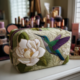 Priscilla - Quilted toiletry bag Hummingbirds in Grass