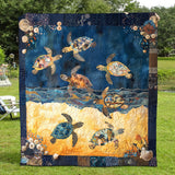 Priscilla - Quilted blanket Sea Turtle Mingle